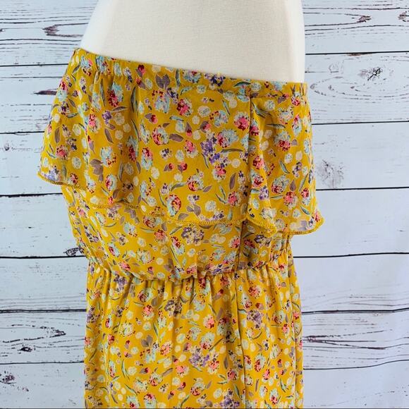 Everly Strapless Yellow Dress asymmetrical hem - Picture 3 of 7